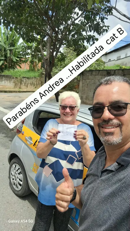 Aluna habilitada categoria B em Santa Luzia